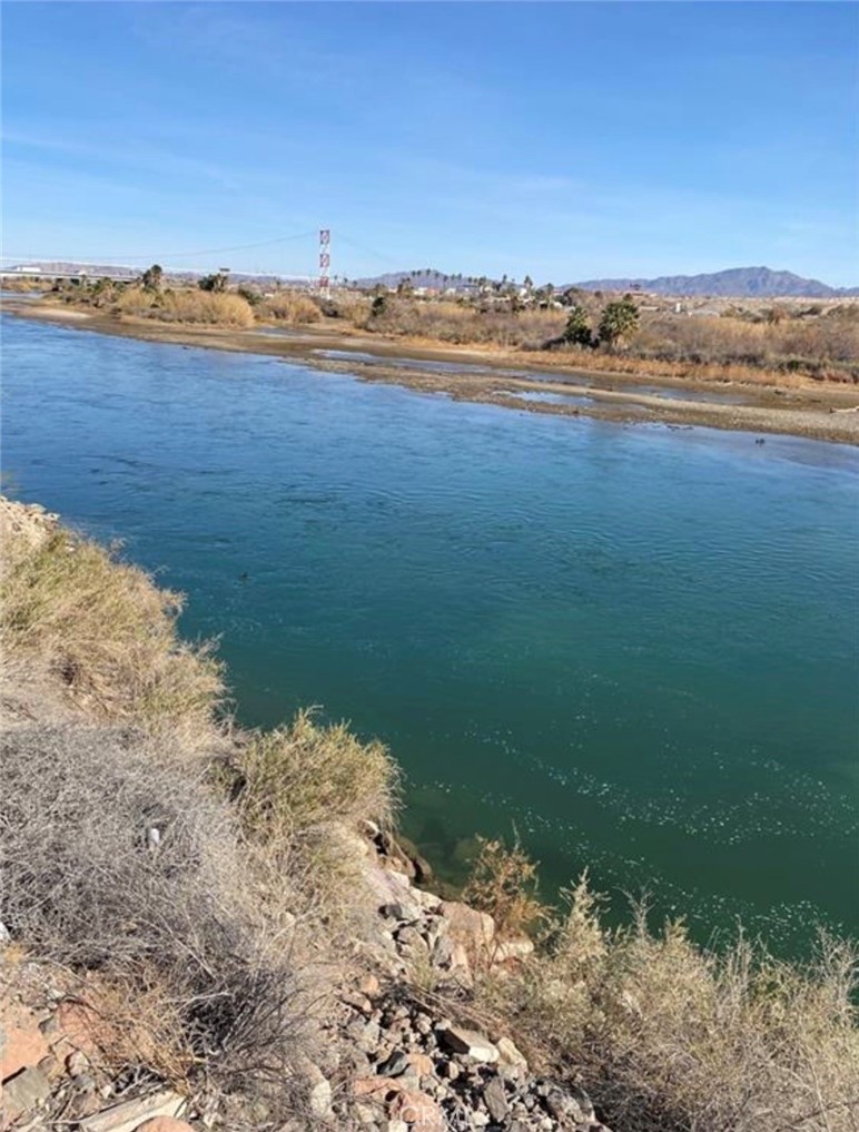 ,Riverfront Estates - Land