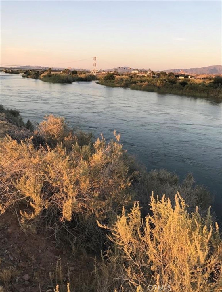 ,Riverfront Estates - Land