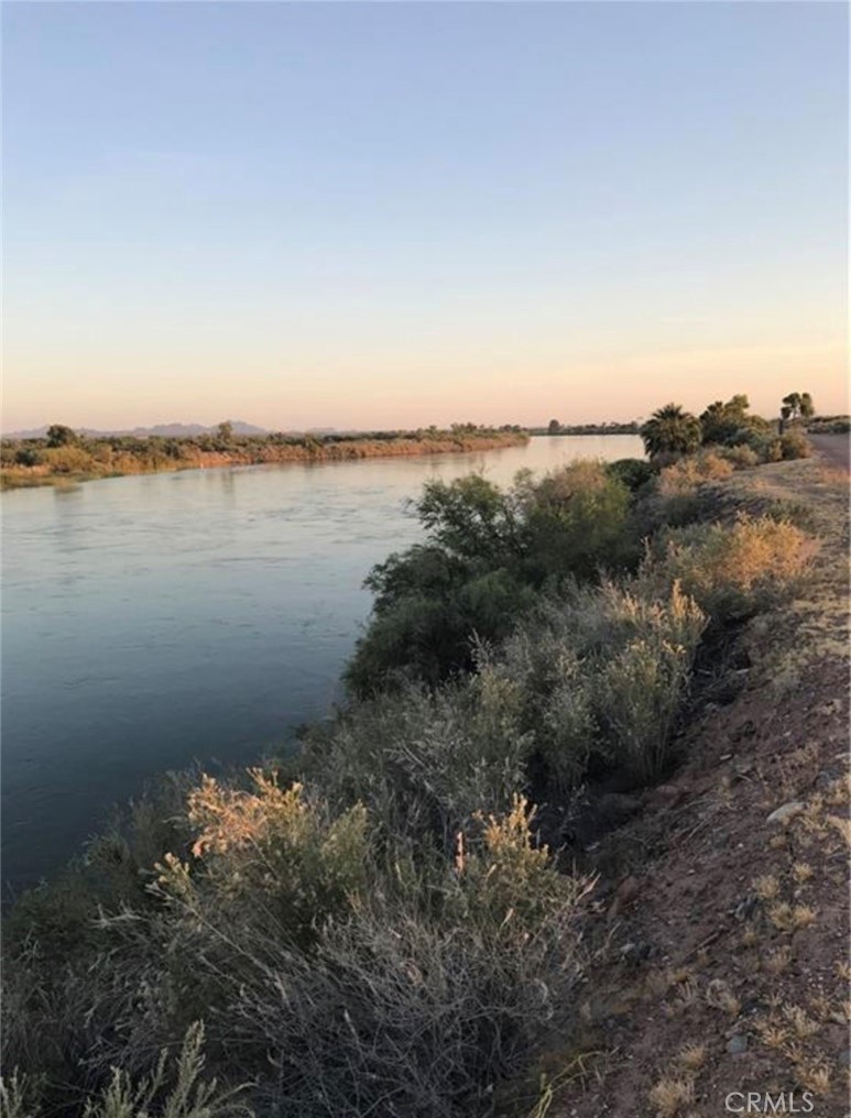 ,Riverfront Estates - Land