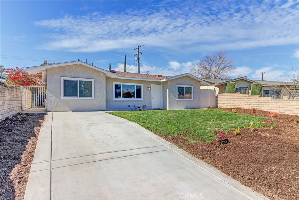 623 E Elm Street