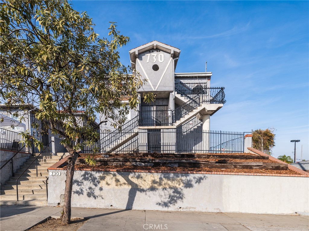 730 W 5th Street
