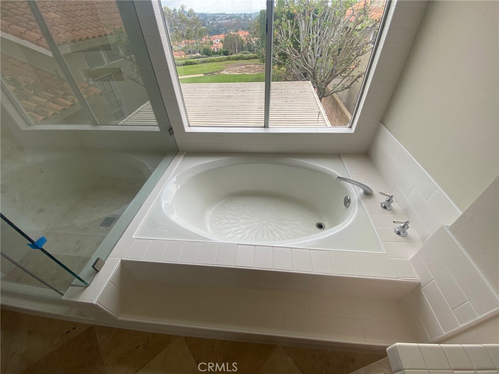 Village Niguel Summit (VIL) - Residential Lease