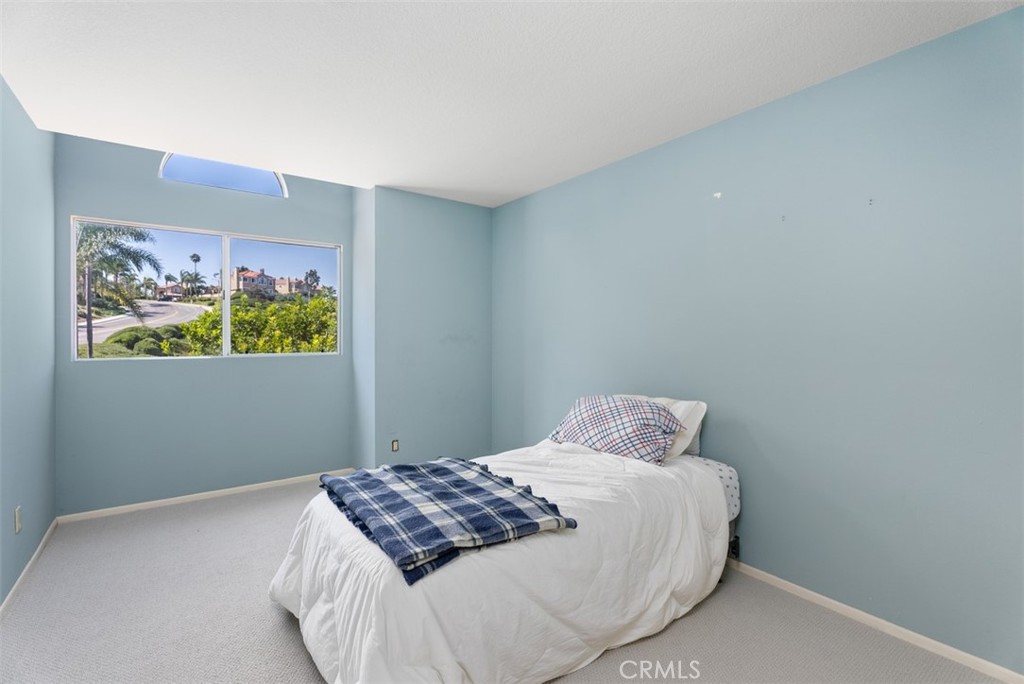 Village Niguel Summit (VIL) - Residential Lease