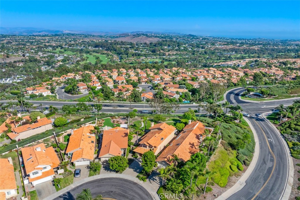 Village Niguel Summit (VIL) - Residential Lease