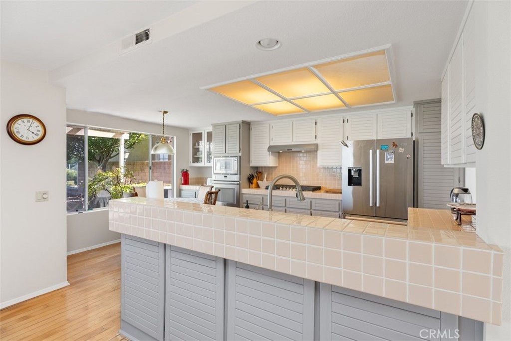 Village Niguel Summit (VIL) - Residential Lease