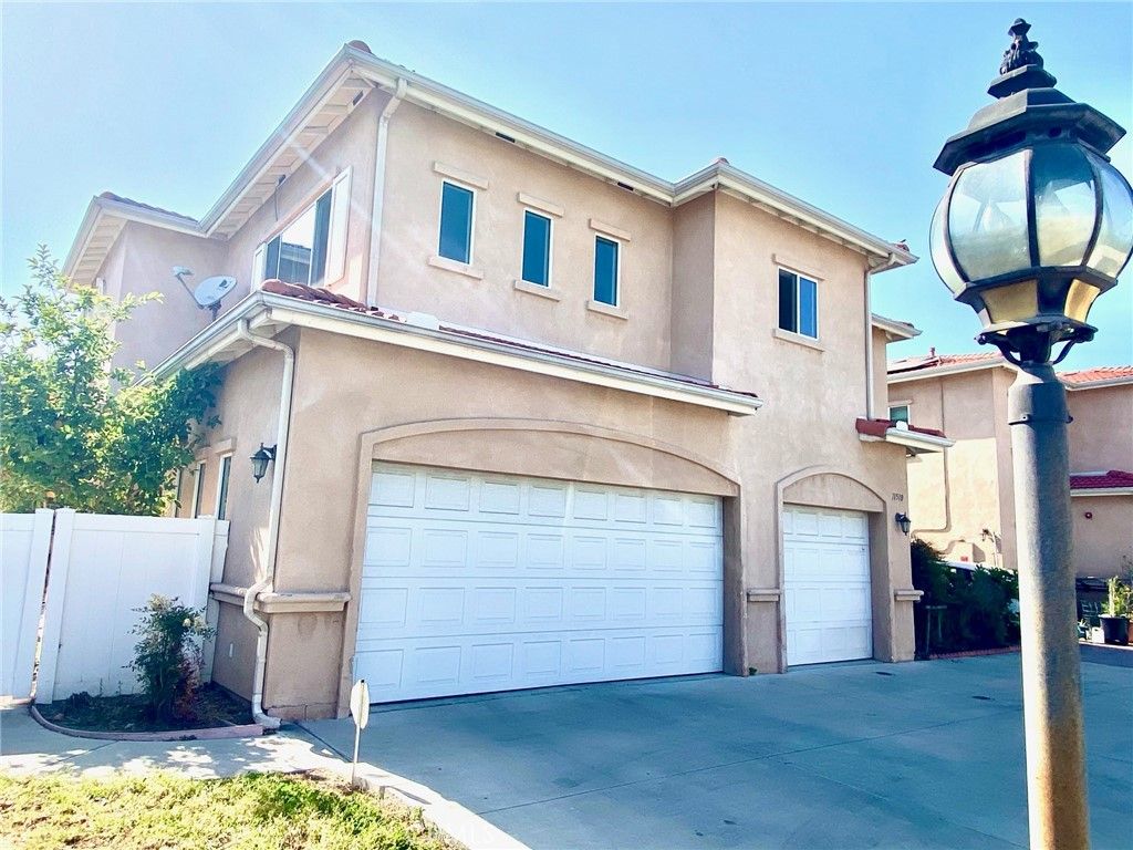 listing image 130725725710881735491