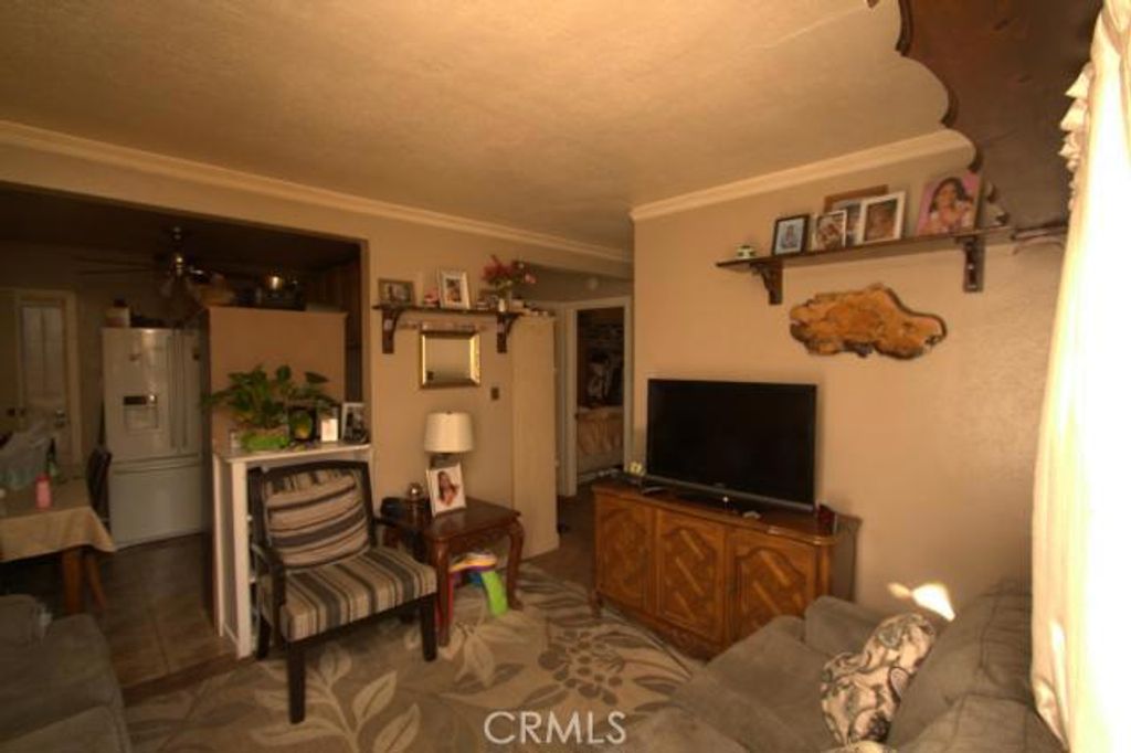 listing image 130723015257658424116