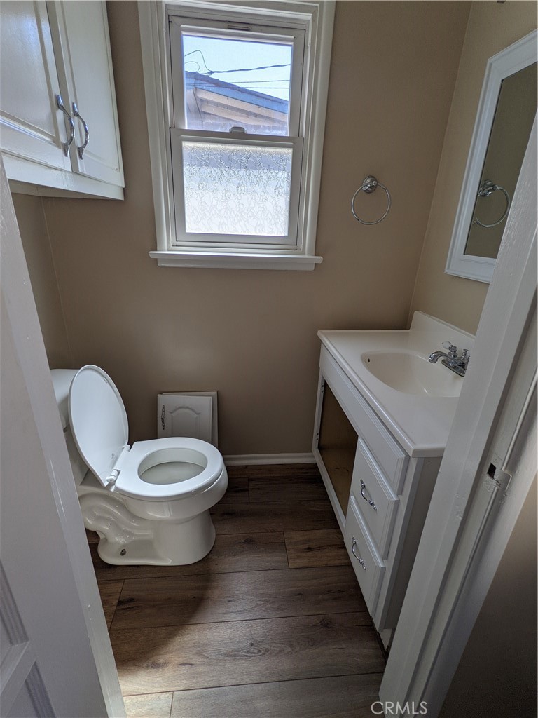 Photo 10 of 13 of 11037 Woodward Avenue house