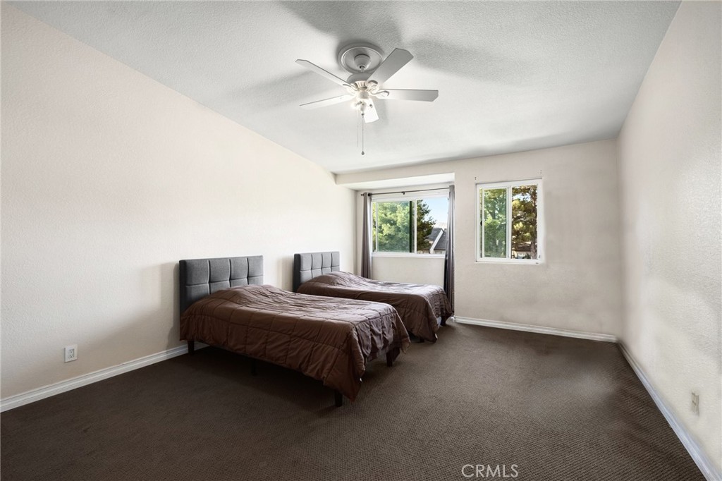 Photo 18 of 25 of 5646 E Los Angeles Avenue townhome