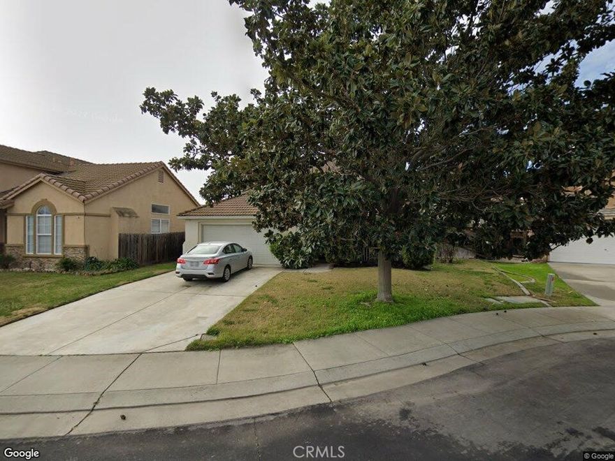 Short sale.  4 bed, 3 bath SFR.  Need a lot of work, permit/code issues.