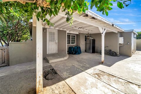 A home in Reseda