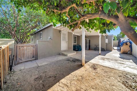 A home in Reseda