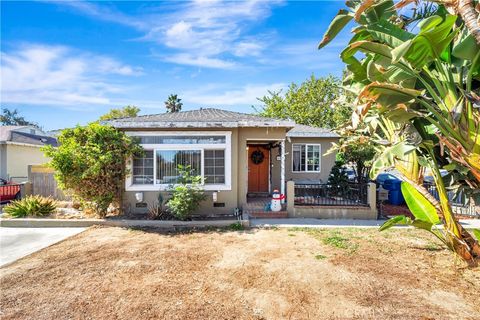 A home in Reseda