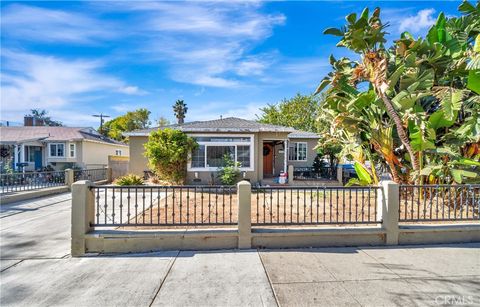 A home in Reseda