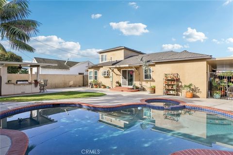 A home in Los Alamitos