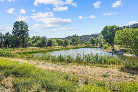 38901 Reed Valley Rd Aguanga CA 92536