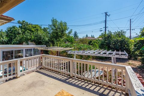 A home in North Tustin