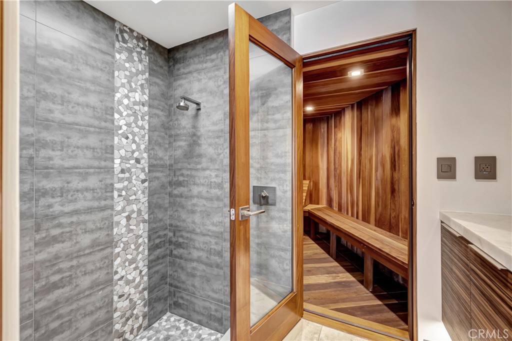 Admiralty Island (HADM) - Residential