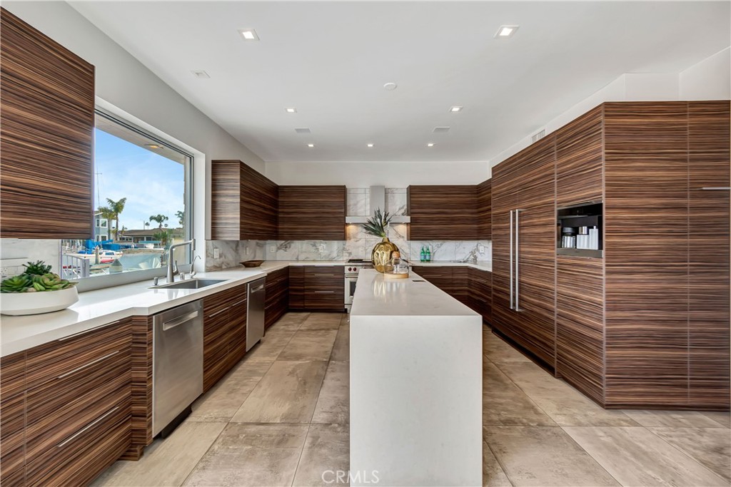 Admiralty Island (HADM) - Residential