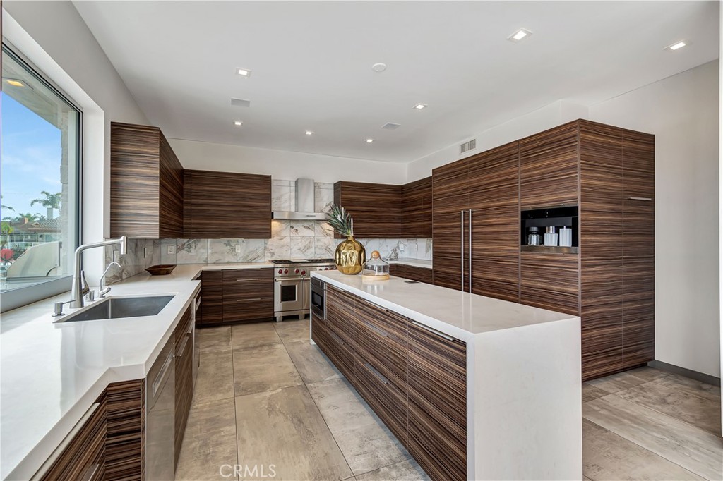 Admiralty Island (HADM) - Residential