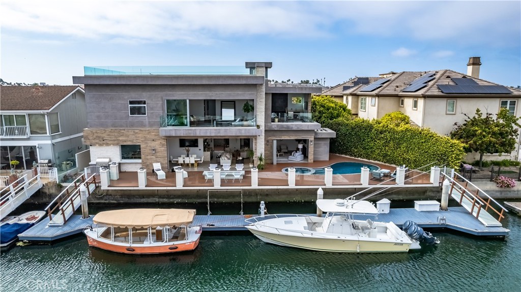 Admiralty Island (HADM) - Residential