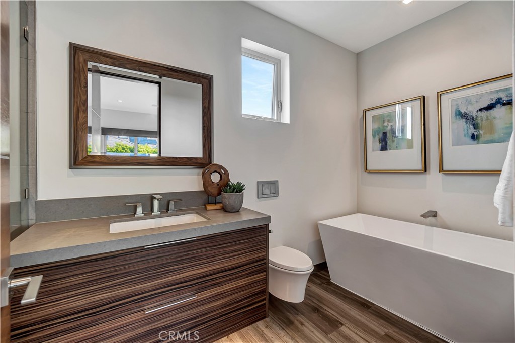 Admiralty Island (HADM) - Residential