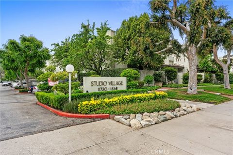 A home in Studio City