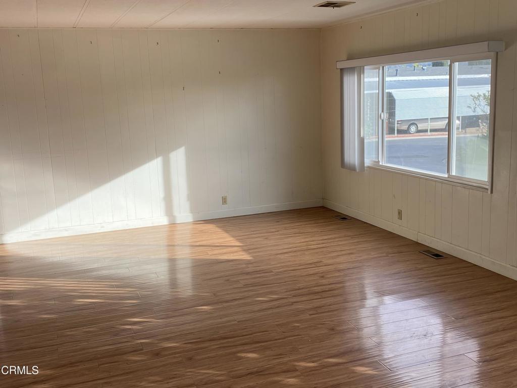 250 E Telegraph Road 40