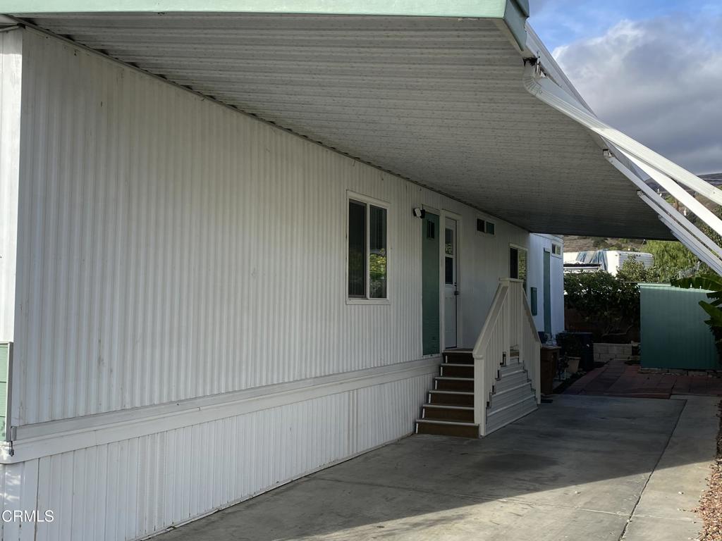 250 E Telegraph Road 40