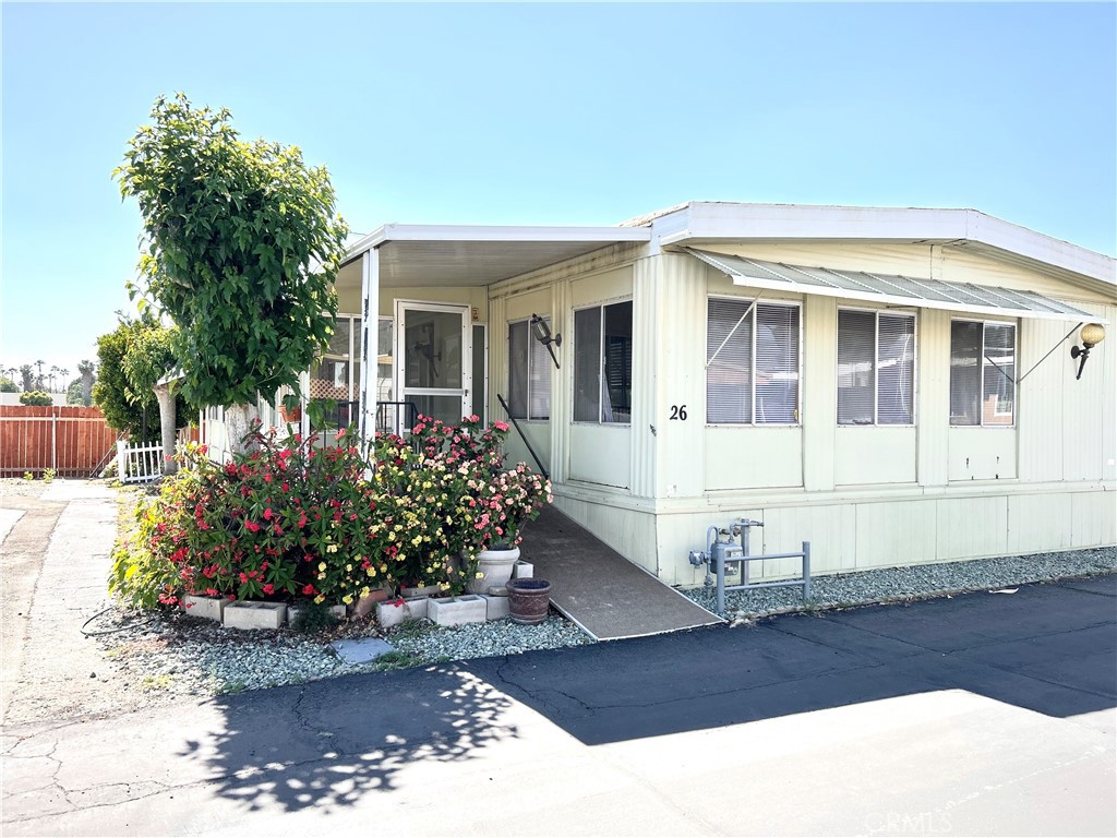 View Hemet, CA 92544 mobile home