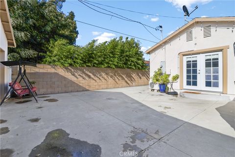 A home in El Monte