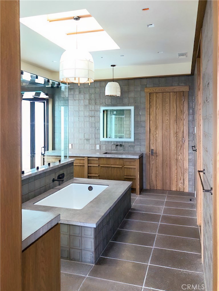 Dover Shores (DSAM) - Residential