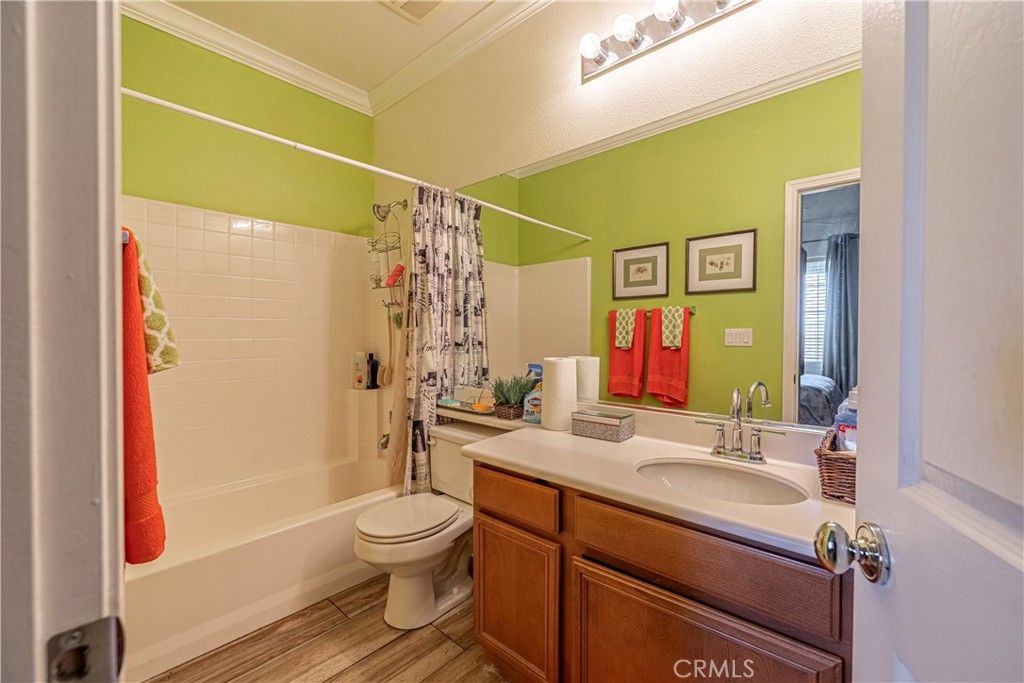 listing image 130722698702087529968