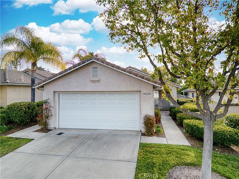 40220 Via Aguadulce Murrieta CA 92562