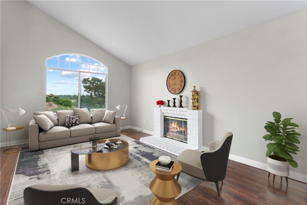 listing image 130727265321793239724