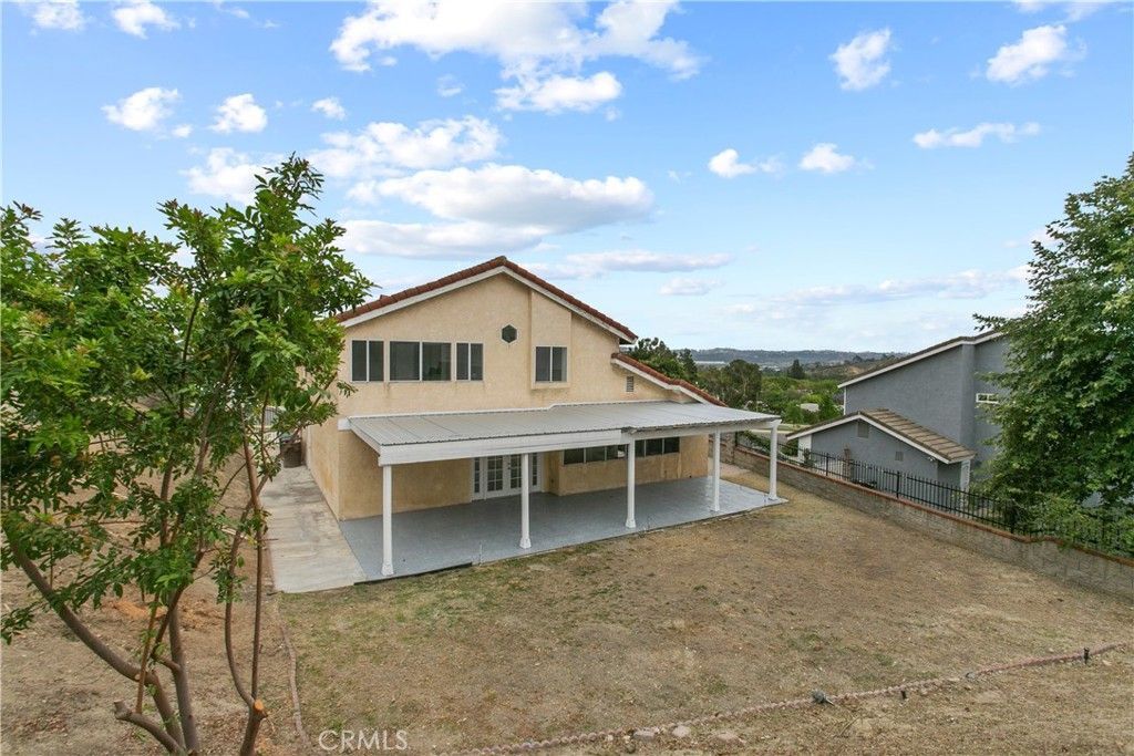 listing image 130724527479638102683
