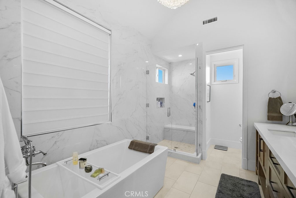 Corona del Mar South of PCH (CDMS) - Residential