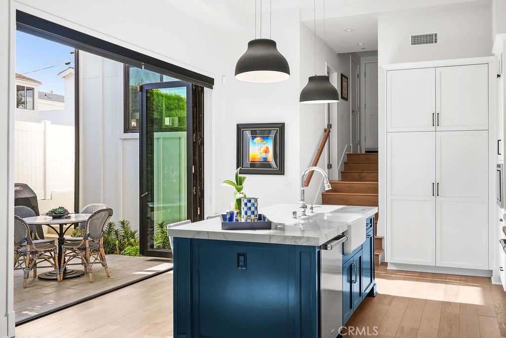 Corona del Mar South of PCH (CDMS) - Residential