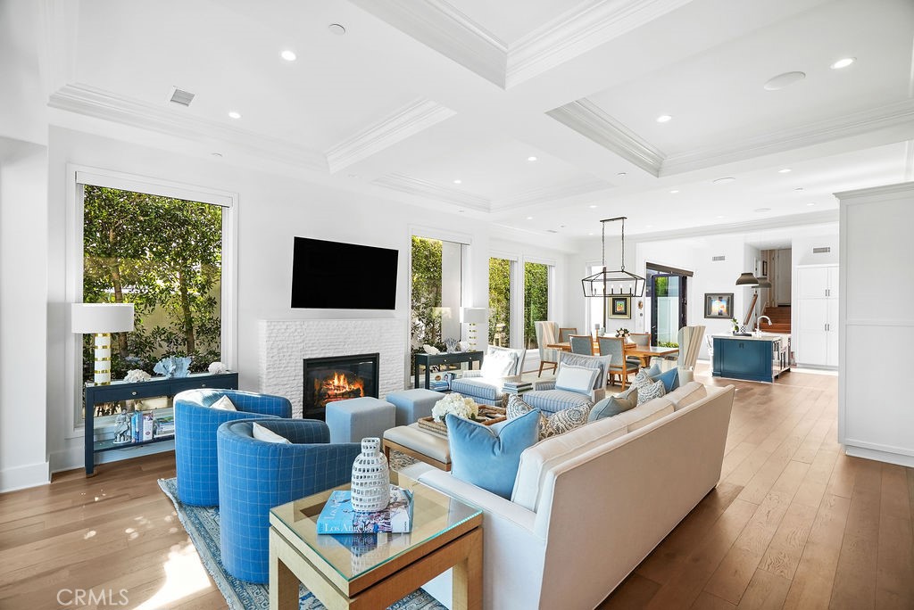 Corona del Mar South of PCH (CDMS) - Residential