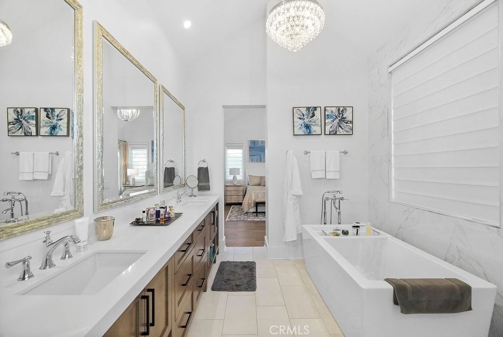 Corona del Mar South of PCH (CDMS) - Residential