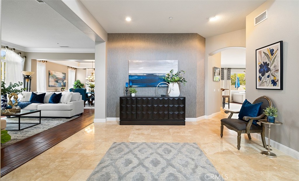 3276 Primrose Lane
