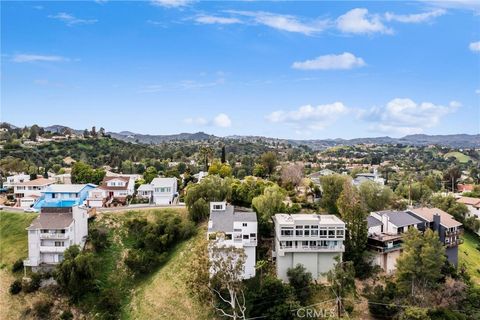 A home in Woodland Hills