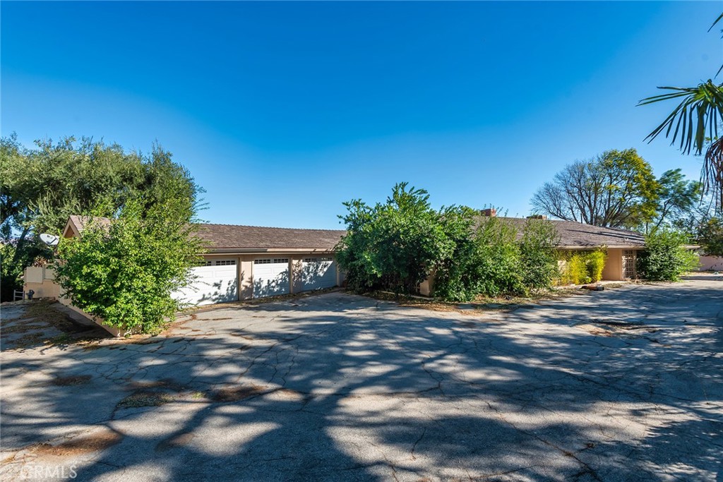 24130 Lupin Hill Road
