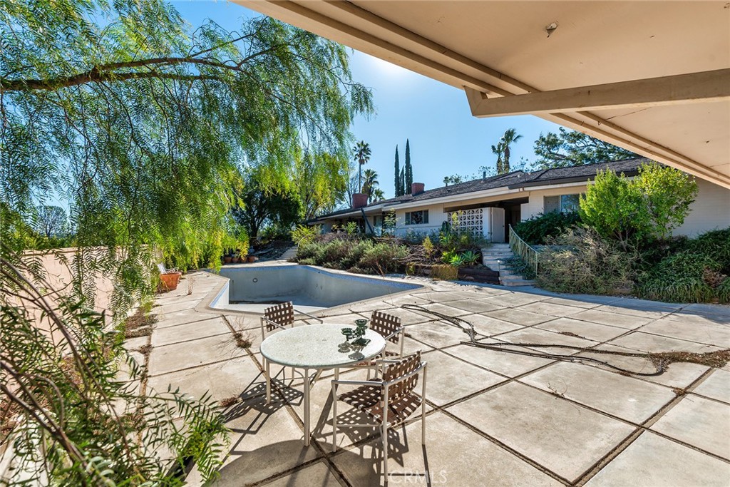 24130 Lupin Hill Road