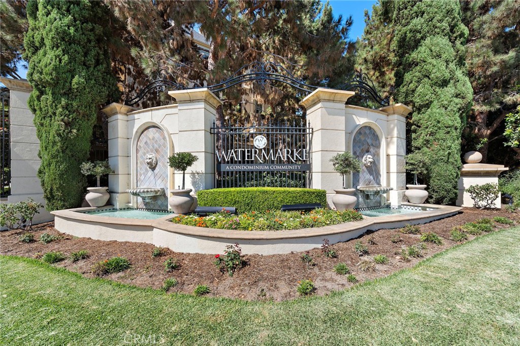 2455 Watermarke Place