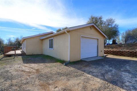 A home in Mariposa