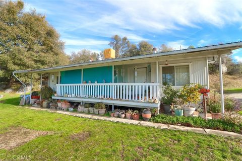 A home in Mariposa