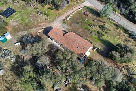 A home in Mariposa