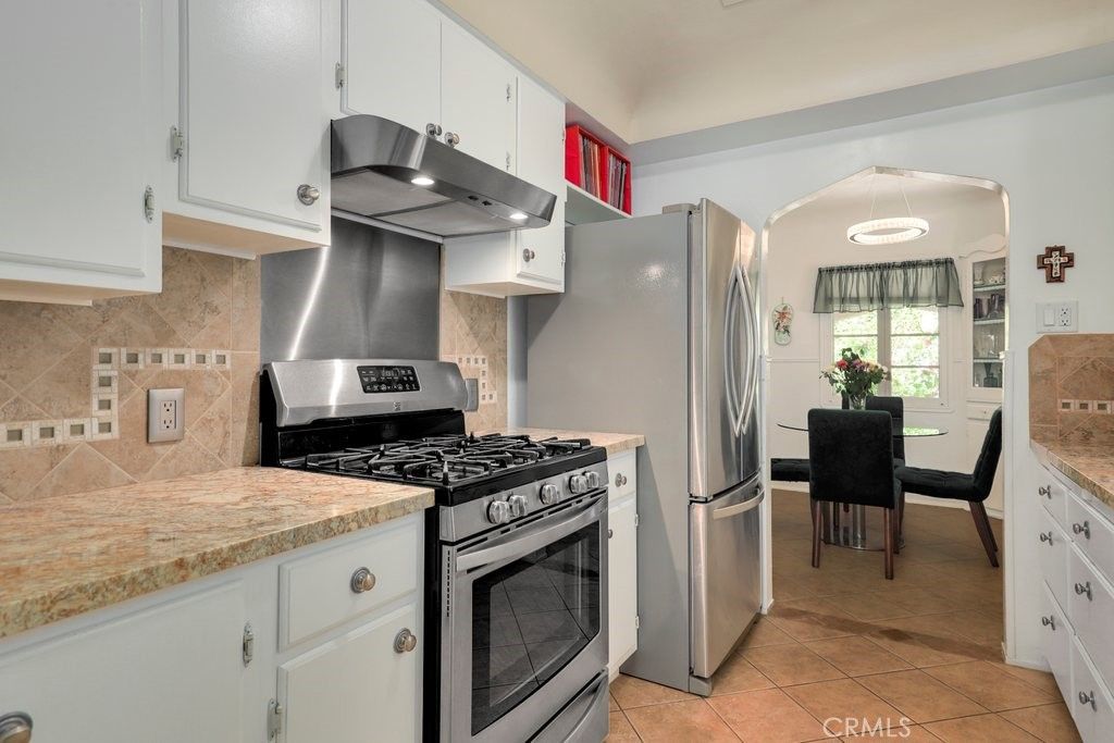 listing image 130729813884785154527