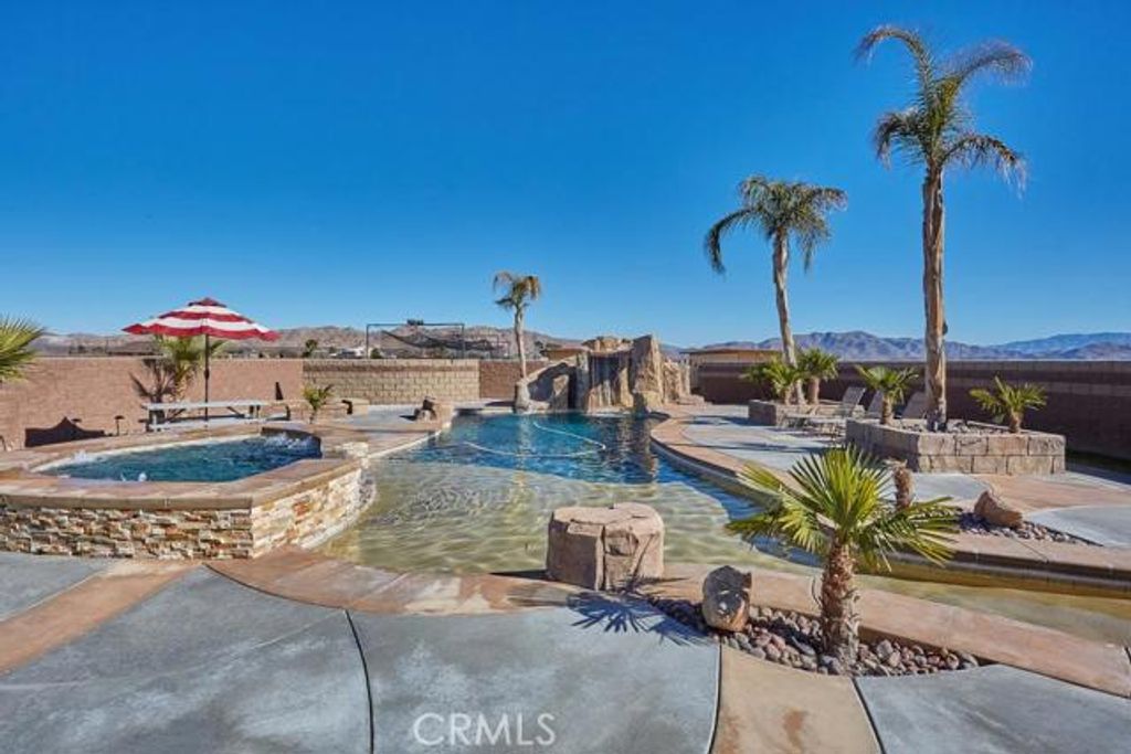 listing image 130724225083927453534
